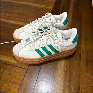 Adidas  Court bold sneakers ladies size 7 1/2